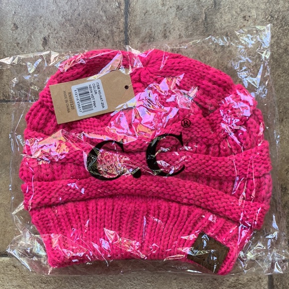 NEW! hot Pink C.C. beanie - Picture 2 of 2
